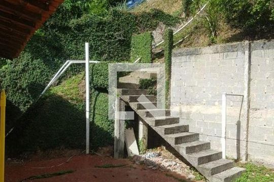 Casa à venda com 5 quartos, 227m² em Vila Progresso, Niterói