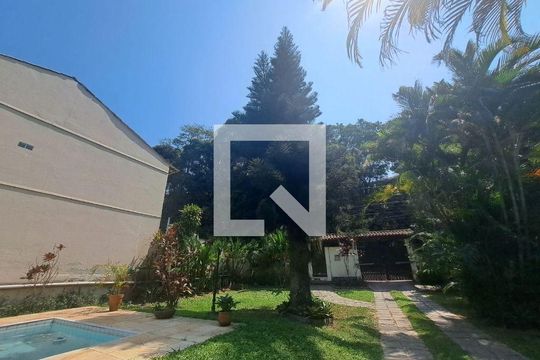 Casa à venda com 5 quartos, 227m² em Vila Progresso, Niterói