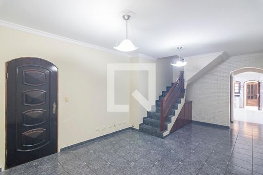 Casa à venda com 3 quartos, 252m² em Jardim Las Vegas, Santo André