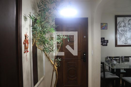 Entrada de apartamento à venda com 3 quartos, 99m² em Bosque da Saúde, São Paulo