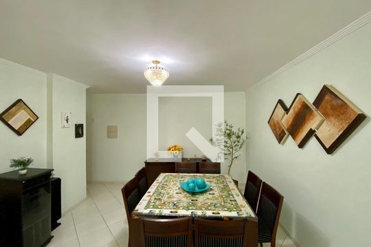 Sala de apartamento para alugar com 2 quartos, 100m² em Aviação, Praia Grande
