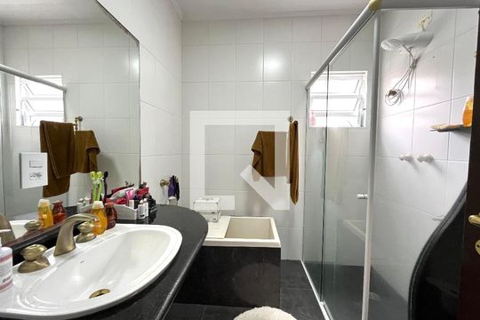 Banheiro Corredor de casa à venda com 4 quartos, 234m² em Mirandópolis, São Paulo