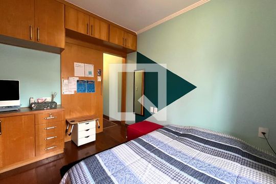 Quarto  de casa à venda com 4 quartos, 234m² em Mirandópolis, São Paulo