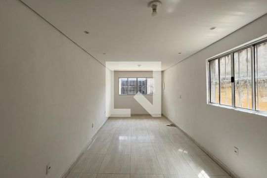 Studio de casa para alugar com 1 quarto, 72m² em Vila Araguaia, São Paulo