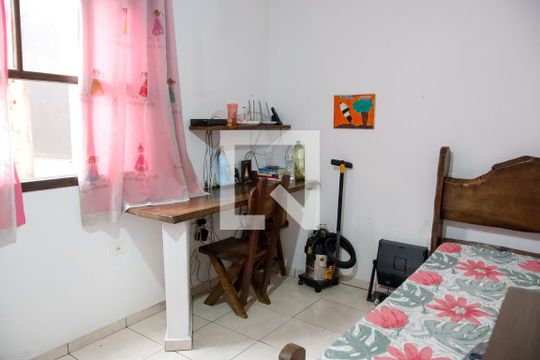 Quarto 1 de casa à venda com 4 quartos, 125m² em Santa Maria, Osasco