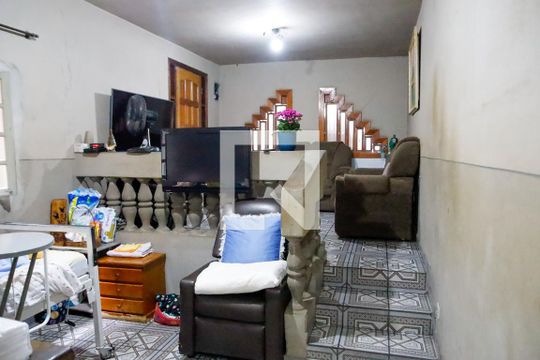 sala de casa à venda com 4 quartos, 125m² em Santa Maria, Osasco