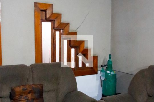 sala de casa à venda com 4 quartos, 125m² em Santa Maria, Osasco