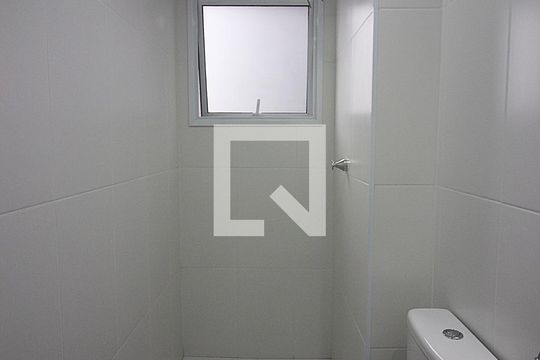 Banheiro Social de apartamento à venda com 2 quartos, 48m² em Vila Joao Basso, São Bernardo do Campo