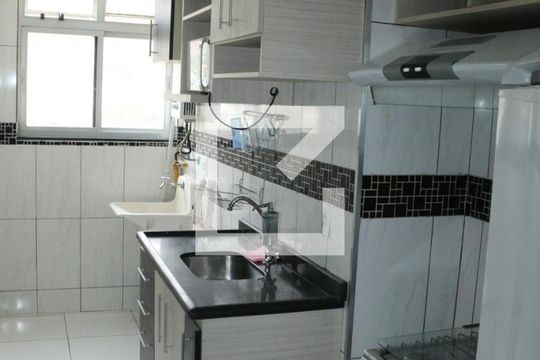 Cozinha de apartamento para alugar com 2 quartos, 55m² em Comendador Soares, Nova Iguaçu