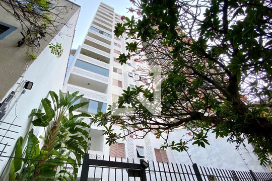 Fachada de apartamento para alugar com 2 quartos, 120m² em Pinheiros, São Paulo
