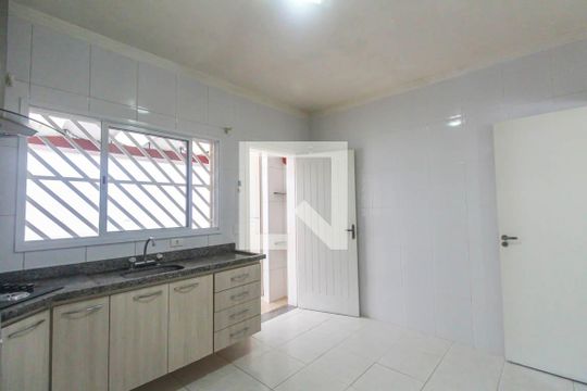 Cozinha de casa à venda com 2 quartos, 90m² em Vila Celeste, São Paulo