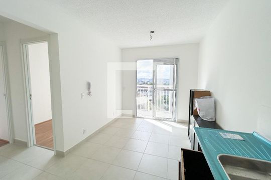 Sala/Cozinha de apartamento para alugar com 2 quartos, 47m² em Socorro, São Paulo