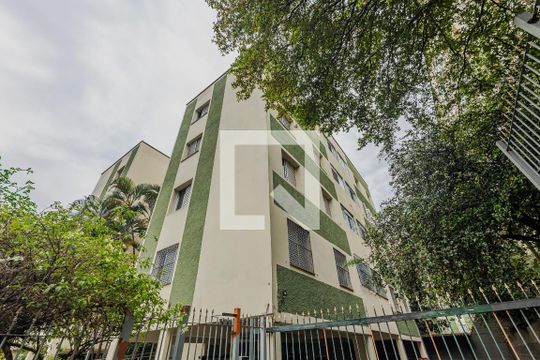 Fachada de apartamento à venda com 3 quartos, 57m² em Pinheiros, São Paulo
