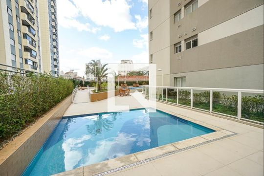 Condomínio - Piscina  de apartamento à venda com 3 quartos, 126m² em Tatuapé, São Paulo