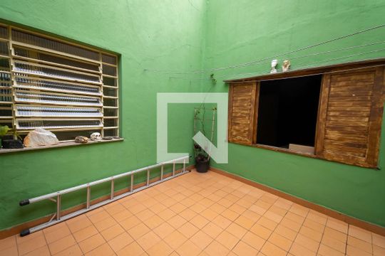 Área comum de casa à venda com 4 quartos, 300m² em Parque Tomas Saraiva, São Paulo