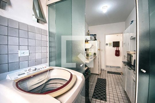 Área de Serviço de apartamento à venda com 3 quartos, 63m² em Cidade São Francisco, São Paulo
