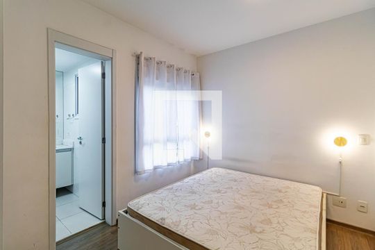Suite de apartamento à venda com 2 quartos, 73m² em Caxingui, São Paulo