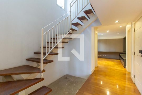 Hall de entrada de apartamento à venda com 4 quartos, 290m² em Pacaembu, São Paulo
