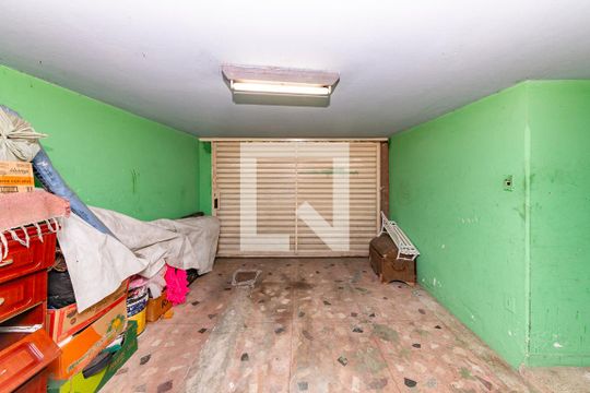 Garagem de casa à venda com 5 quartos, 297m² em Nova Suíssa, Belo Horizonte