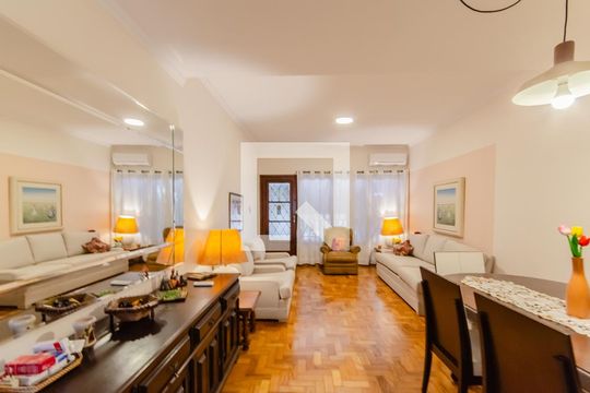 Sala de casa à venda com 3 quartos, 214m² em Vila Monumento, São Paulo