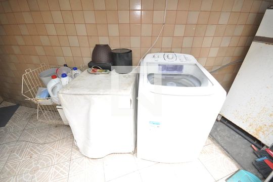 Área de Serviço de casa à venda com 4 quartos, 454m² em Vila Mazzei, São Paulo