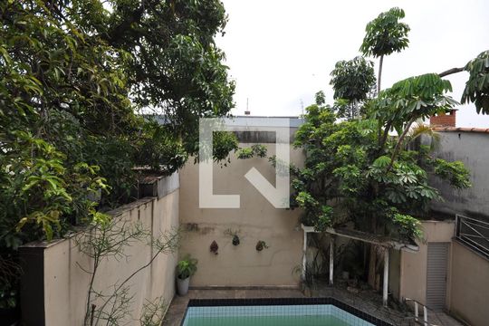 Vista da Suíte Master de casa à venda com 4 quartos, 454m² em Vila Mazzei, São Paulo