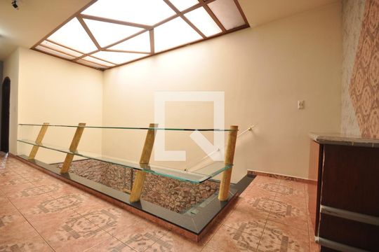 Hall de casa à venda com 4 quartos, 454m² em Vila Mazzei, São Paulo