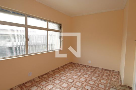Sala de casa à venda com 4 quartos, 130m² em Piedade, Rio de Janeiro