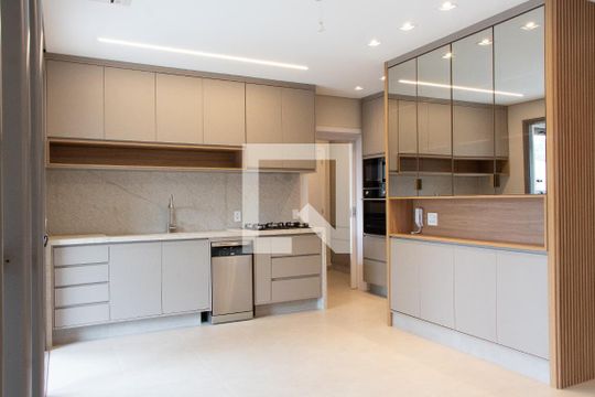 COZINHA de apartamento à venda com 2 quartos, 125m² em Nova Campinas, Campinas