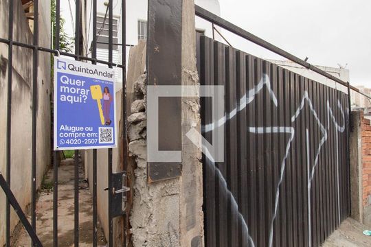 Placa de casa para alugar com 2 quartos, 40m² em Vila Penteado, São Paulo