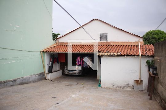 Quintal de casa à venda com 2 quartos, 100m² em Jardim Riacho das Pedras, Contagem