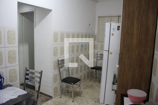 Cozinha de casa à venda com 2 quartos, 100m² em Jardim Riacho das Pedras, Contagem