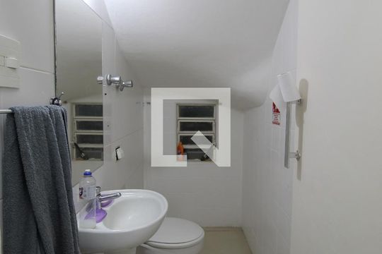 Lavabo de casa à venda com 3 quartos, 120m² em Vila Nova Conceição, São Paulo