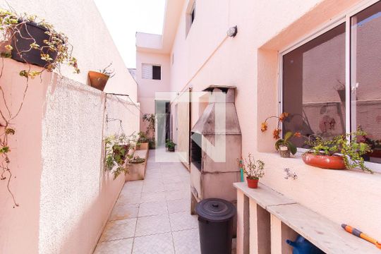 Churrasqueira de casa à venda com 3 quartos, 349m² em Vila Bertioga, São Paulo
