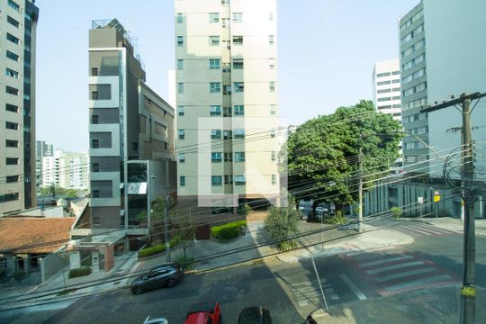 Vista da Sala de apartamento para alugar com 3 quartos, 100m² em Funcionários, Belo Horizonte
