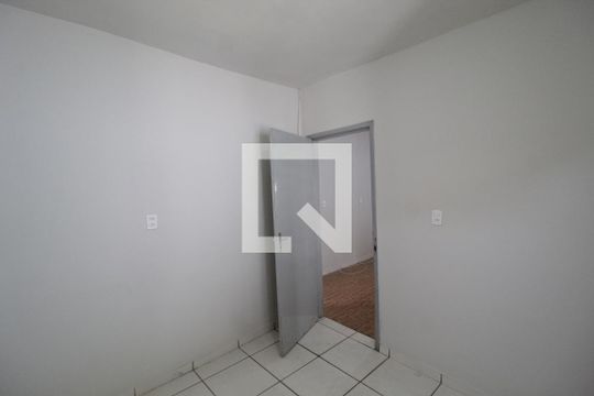 Quarto 1 de casa para alugar com 2 quartos, 70m² em Presidente Roosevelt, Uberlândia