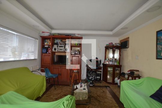 Casa para alugar com 1 quarto, 188m² em Praça Seca, Rio de Janeiro