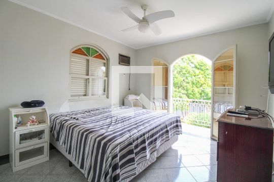 Quarto 1 de casa para alugar com 4 quartos, 288m² em Parque São Quirino, Campinas