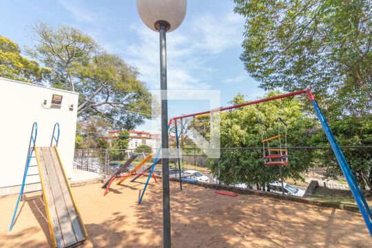 Área comum - Playground de apartamento à venda com 2 quartos, 42m² em Glória, Porto Alegre