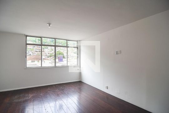 Sala de apartamento para alugar com 3 quartos, 112m² em Santa Rosa, Niterói