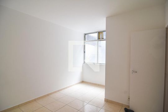 Quarto 1 de apartamento para alugar com 3 quartos, 112m² em Santa Rosa, Niterói