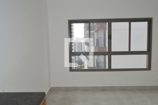 Studio de kitnet/studio para alugar com 1 quarto, 21m² em Vila Firmiano Pinto, São Paulo