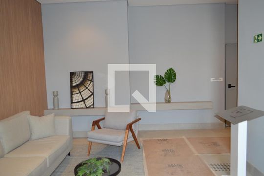 Hall de kitnet/studio para alugar com 1 quarto, 21m² em Vila Firmiano Pinto, São Paulo