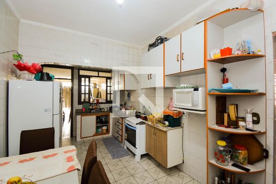 Cozinha de casa à venda com 3 quartos, 302m² em Vila Rosalia, Guarulhos