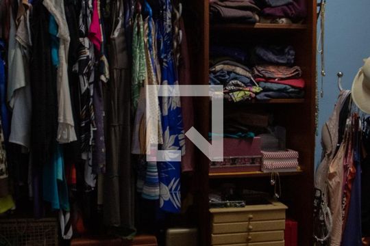 CLOSET de casa à venda com 3 quartos, 288m² em Jardim Chapadão, Campinas