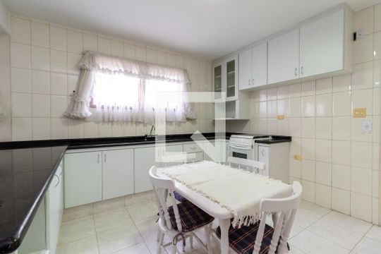 Cozinha de casa à venda com 3 quartos, 214m² em Água Fria, São Paulo