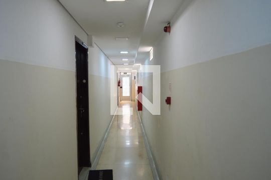 Corredor de apartamento à venda com 3 quartos, 89m² em Vila Mariana, São Paulo