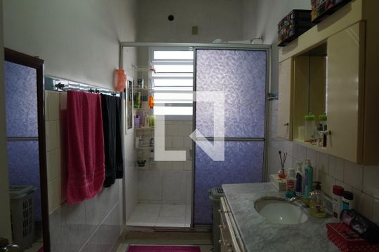 Banheiro de apartamento para alugar com 1 quarto, 60390m² em Pinheiros, São Paulo