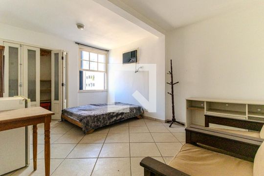 Studio de kitnet/studio para alugar com 1 quarto, 23m² em República, São Paulo