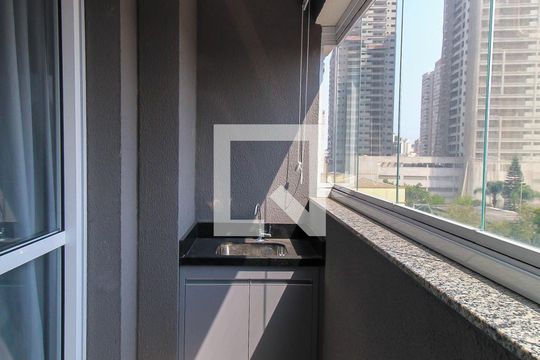 Área de Serviço de apartamento para alugar com 1 quarto, 29m² em Quarta Parada, São Paulo